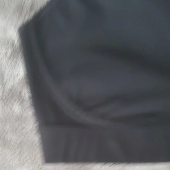 NWOT SPANX HIGH IMPACT SPORTS BRAIN VERY BLACK